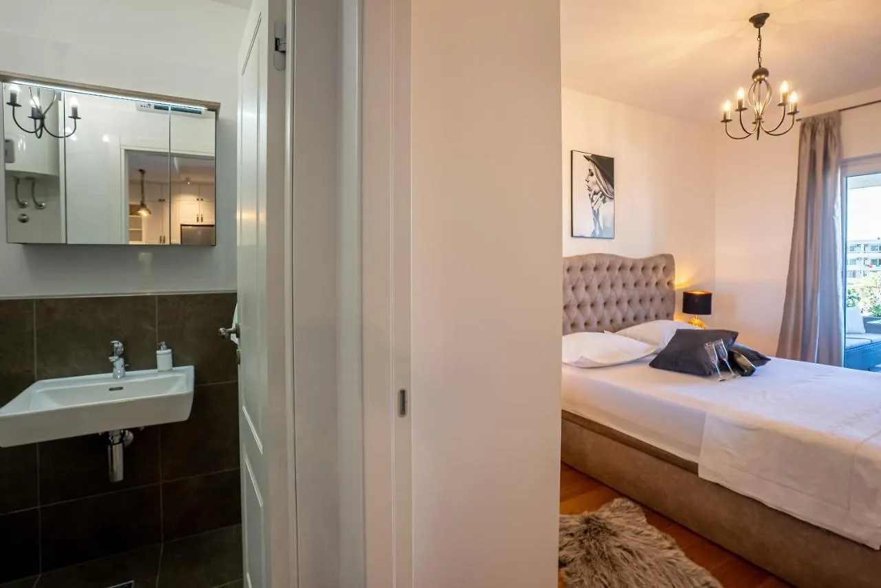 Morska Vila 6 Luxury Apartment Znjan Split 0*,  Croatia